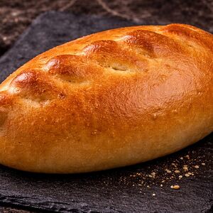 Пирожок с яйцом и луком