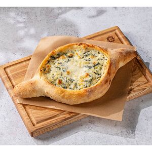 Аджарское хачапури со шпинатом