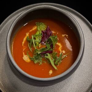 Томатный крем-суп с сыром страчателла