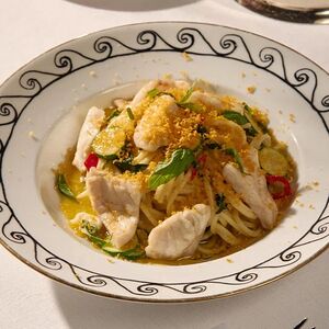 Спагетти с филе сибаса и боттаргой