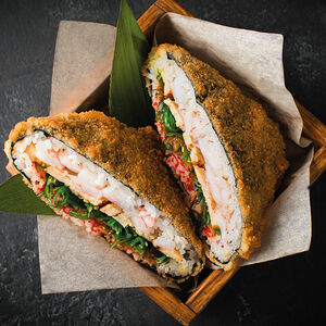 Суши бургер с креветкой