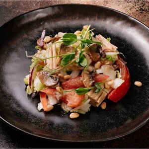 Салат со спаржей