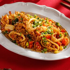 Жареный рис с морепродуктами 
