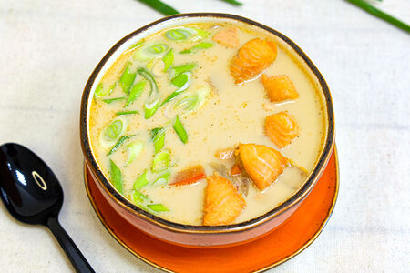 Суп сливочный с лососем