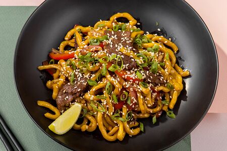 Удон с говядиной