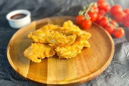 Стрипсы с соусом