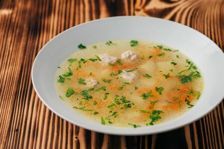 Суп с рисом и фрикадельками