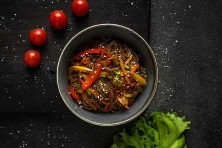 Вок соба с овощями