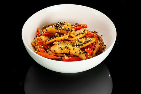 Wok с курицей