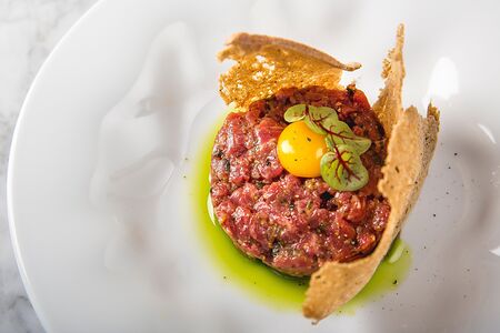 Тартар из мраморной говядины