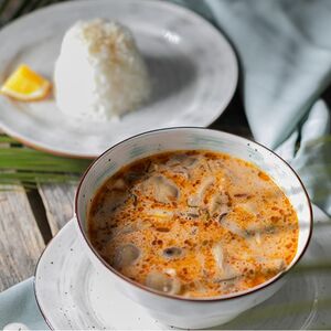 Том ям с рисом