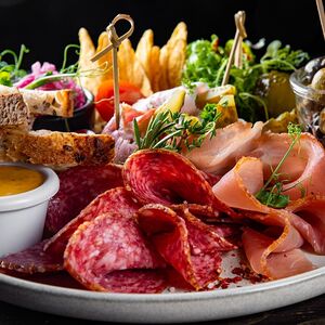 Плато мясной гастрономии