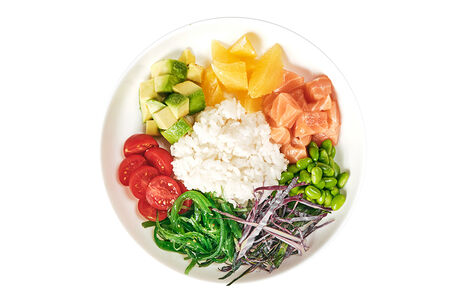 Поке с лососем, рисом и апельсином