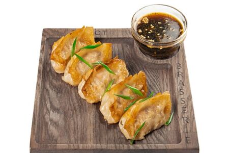 Гёдза с сёмгой и креветками