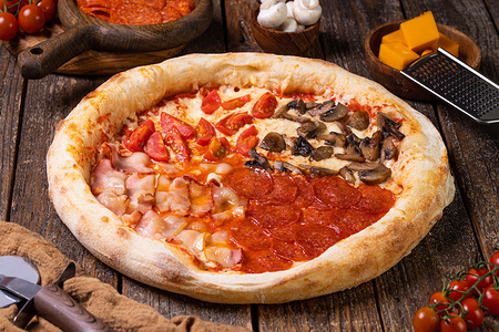 Пицца Четыре сезона маленькая