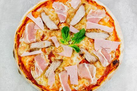 Пицца Мясное ассорти