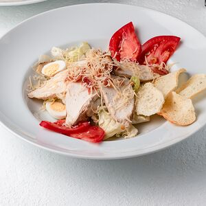 Цезарь с курицей