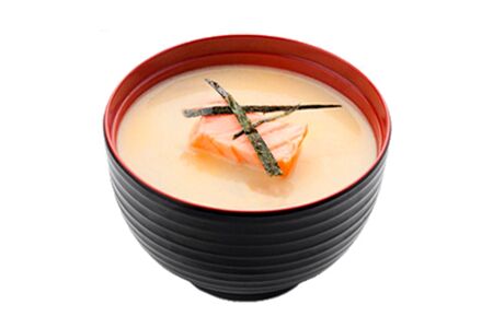 Крем-суп с кусочками лосося