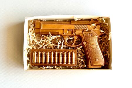 Шоколадный пистолет