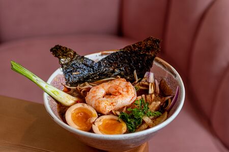 Рамэн с креветками