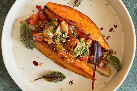 Сладкий батат с маринованный грибами