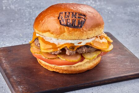 Блю чиз бургер