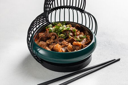 Тушеная говяжья брюшинка