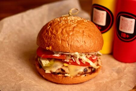 Бургер классический куриный