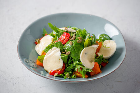 С тыквой из печи и Моцарелой