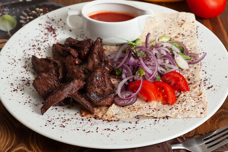 Баранье сердце на мангале