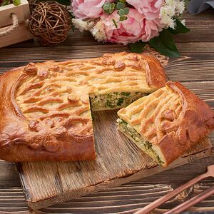 Пирог с яйцом и зелёным луком