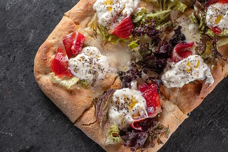 Форель и страчателла