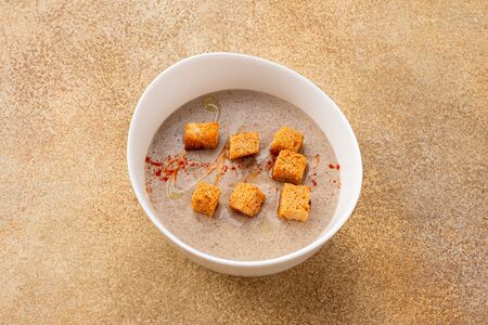 Крем-суп грибной