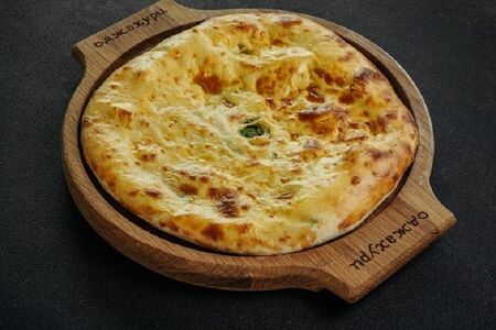 Хачапури со шпинатом и сыром