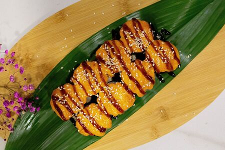 Запечённый ролл Угорь-лосось