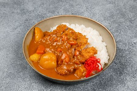 Катцу свинина с японским карри