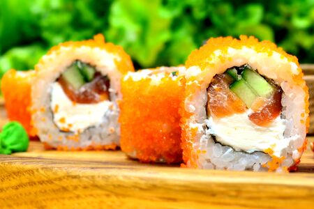 Самон тобико