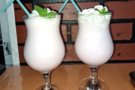 Коктейль молочный классический