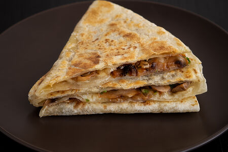 Грибная кесадилья