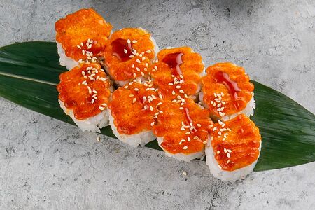 Запеченный ролл с лососем