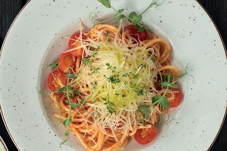 Паста с томатами черри