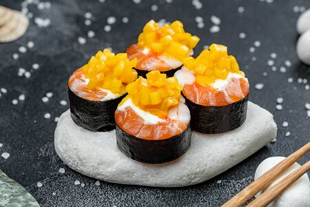 Сашими-ролл Креветка-лосось