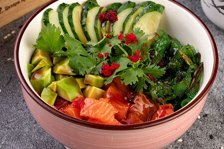 Поке с лососем