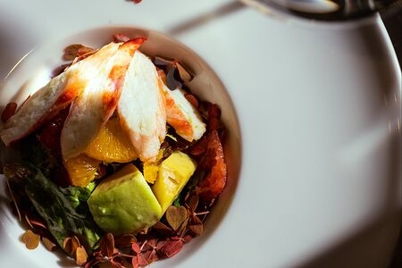 Салат с мясом краба