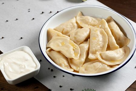 С адыгейским сыром