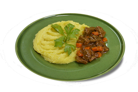 Гуляш из говядины с картофельным пюре