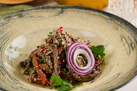 Салат Тбилиси