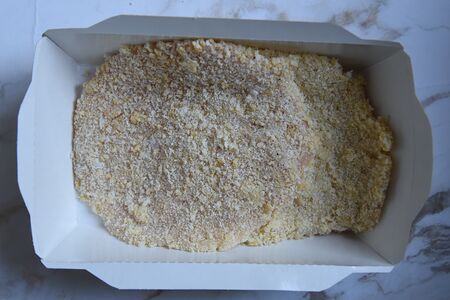 Замороженный шницель куриный