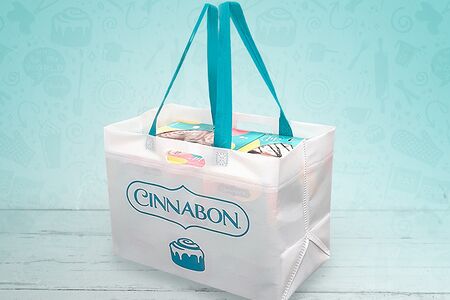 Фирменная сумка Синнабон