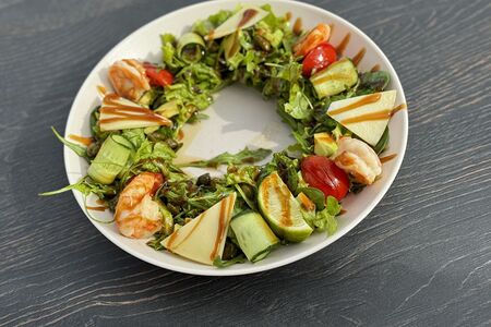 Салат Руккола с креветками